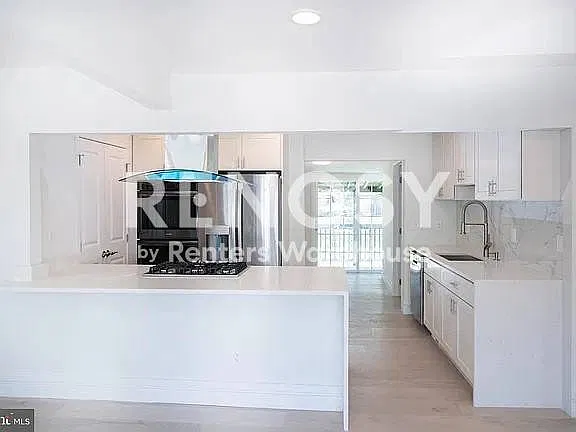 Available November 15- Updated 3 Br 2 Bath - Fenced Yard - Off Street Parking — Photo 2