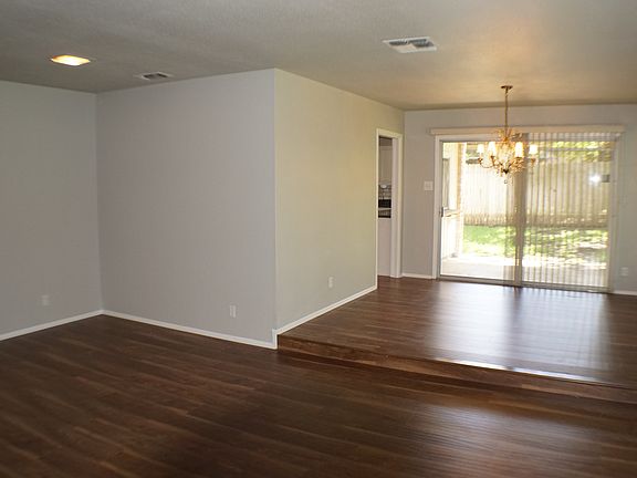 3rd image of 11407 Whisper Dawn St
