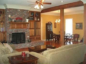 1st image of 10074 Garden Oaks Ave