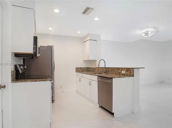 1492 Veracruz Ln #4, Weston, FL 33327