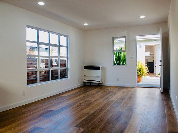 2nd image of 412 Westminster Ave #1