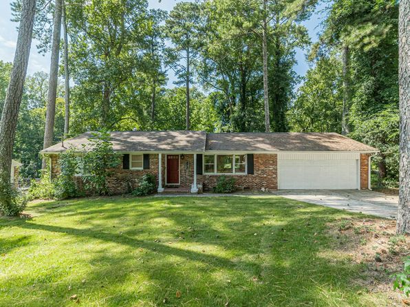 427 Peyton Rd SW