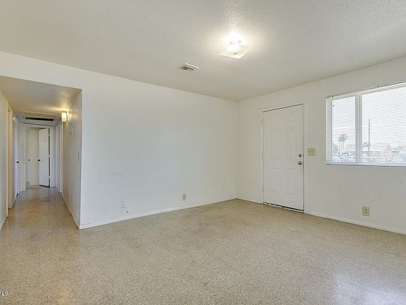 4th image of 13610 N B St