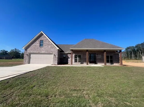 27 M D Thompson Rd, Moselle, MS 39459