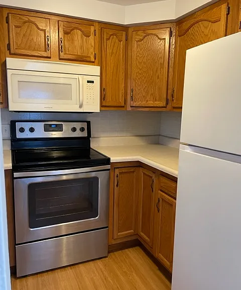 2422 Sycamore Ln — Photo 7