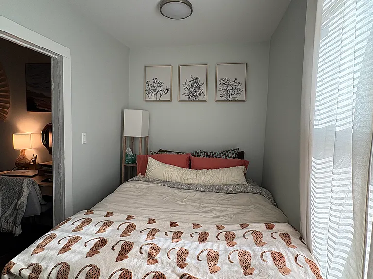 1848 W Iowa St #1R — Photo 4