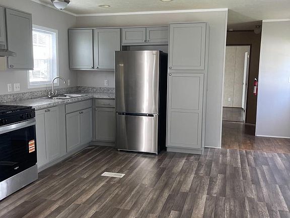 5th image of 177 Omaha Ave
