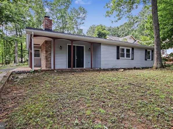 3606 Lakeview Pkwy, Locust Grove, VA 22508