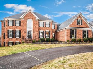 7921 Wellington Dr, Warrenton, VA 20186