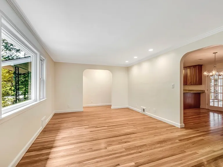 43 Kendall Rd — Photo 9
