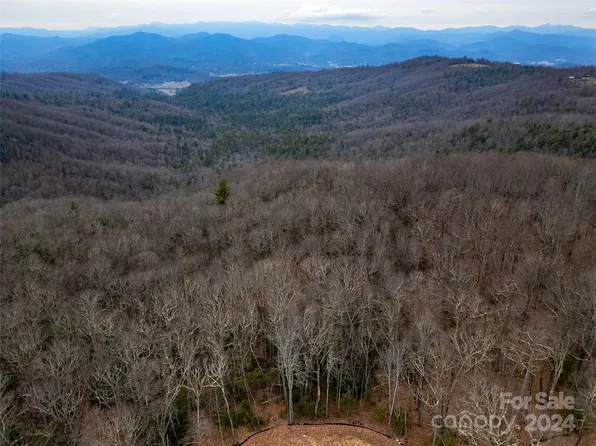 444 Fox Tower Rd, Brevard, NC 28712