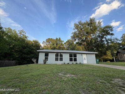 2112 Woodside Dr, Gautier, MS, 39553
