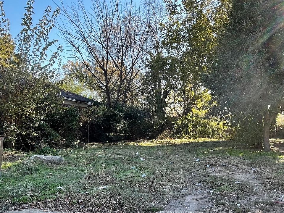 1st image of 2169 Howell Ave #33