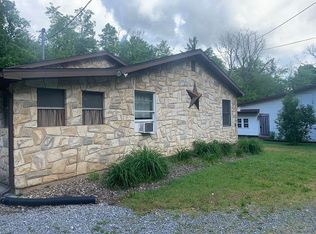 2821 Rauchtown Rd, Jersey Shore, PA 17740