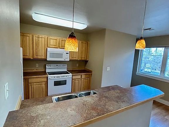 3rd image of 2137 Durston Rd Unit 30