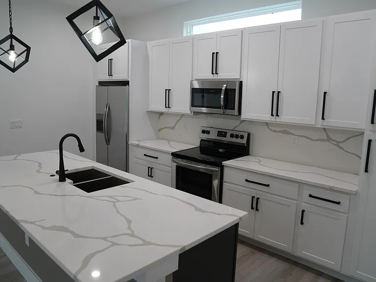 1516 Minnesota Ave #1 — Photo 5