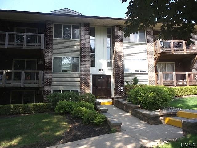 1st image of 37 Country Club Ln