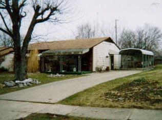 605 E Crescent Dr, Greencastle, IN