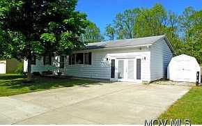 1st image of 1638 E Poplar St