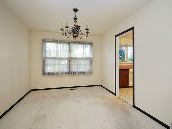4th image of 632 S Cleveland Ave