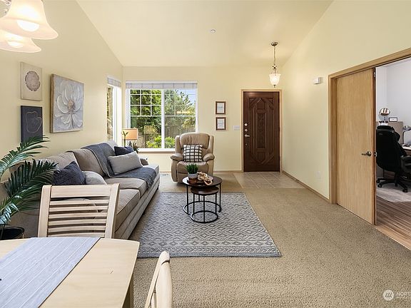 4th image of 16105 SE 255th Place