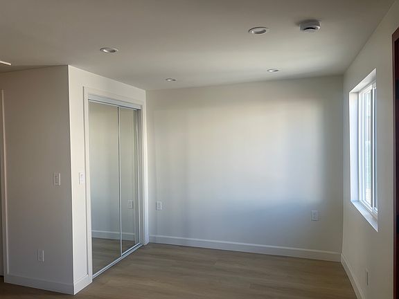 4th image of 4258 W 58th Pl #4256