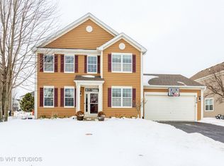 370 Fountain Ave, Elgin, IL 60124