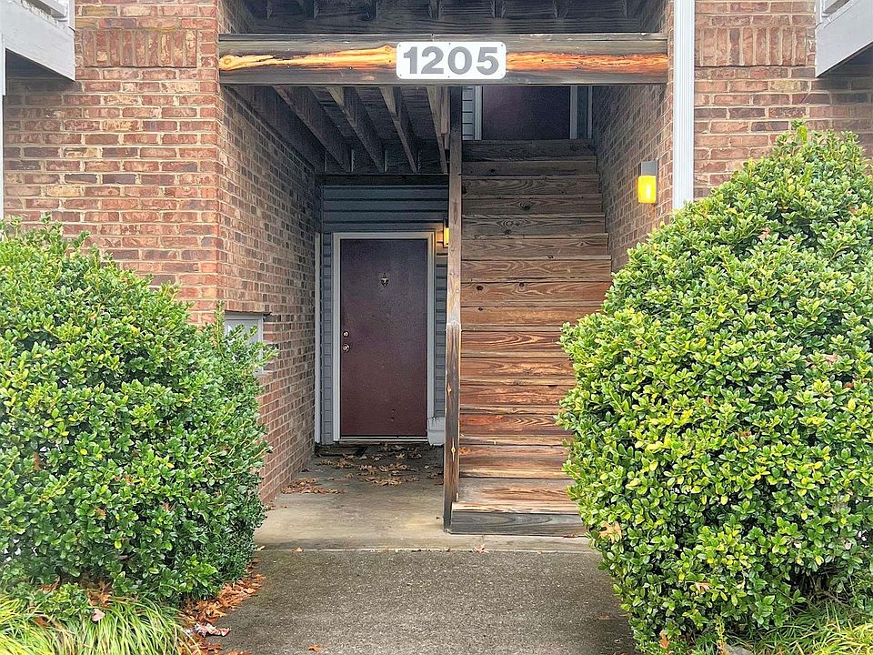 2nd image of 1205 University Ter APT B