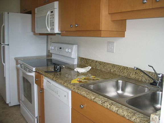 3rd image of 707 6th Ave S APT 4102