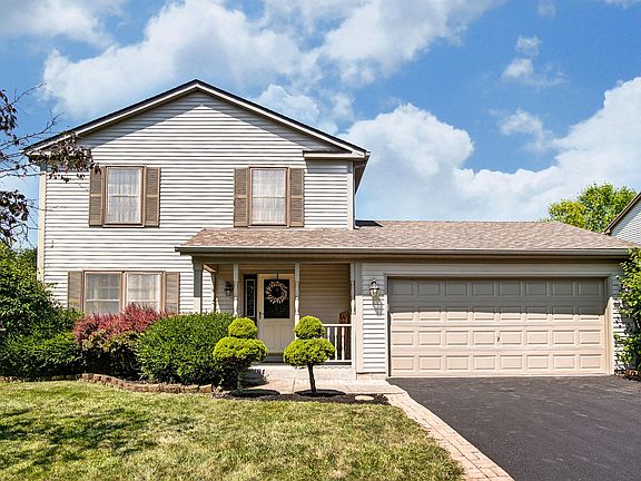 3rd image of 5273 Merrybell Ln