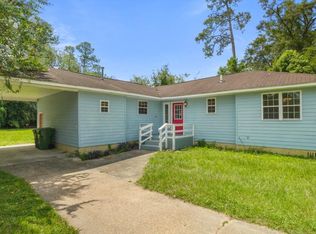 641 S 4th St, Jesup, GA 31545
