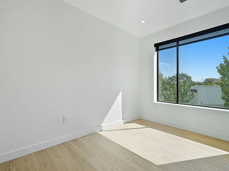 THE 616 — Photo 22