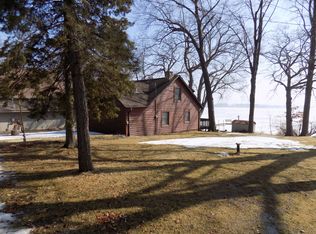 W9221 S Sunset Point Rd, Beaver Dam, WI 53916