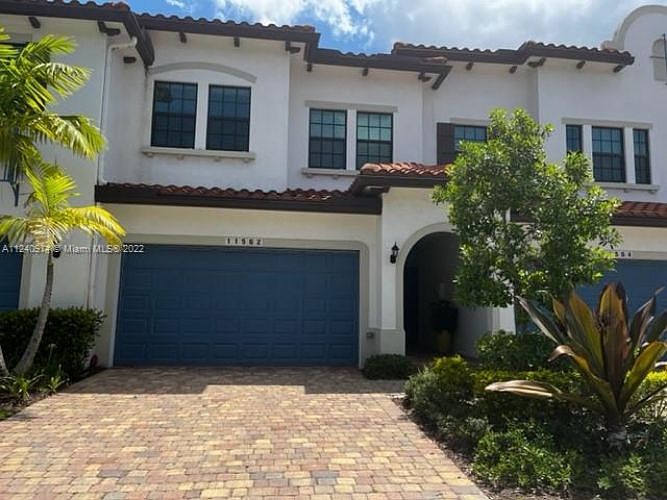 1st image of 11562 SW 13th Ln #11562