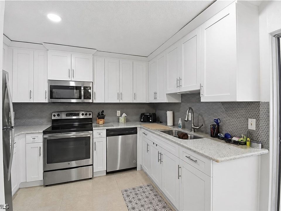 1st image of 7400 College Pkwy APT 59C