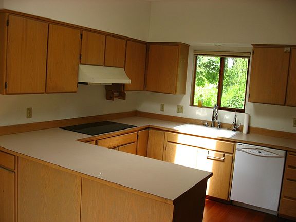 2nd image of 4071 156th Ave SE