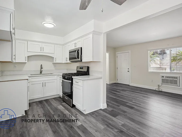 5447 Norwalk Blvd — Photo 12