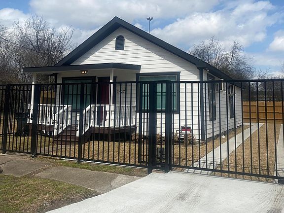 2nd image of 3427 Hadley St
