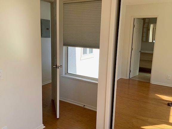 3rd image of 31 Plumas Ave #2