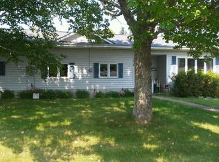 1418 14th St, Lake Linden, MI 49945