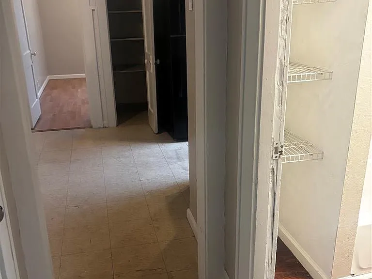 5043 Alaska Ave #B — Photo 6