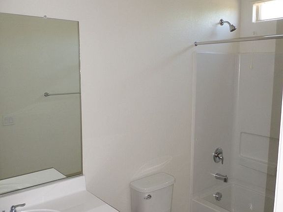 3rd image of 1002 S Olympic Dr