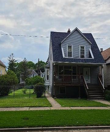 2nd image of 4522 N Kostner Ave