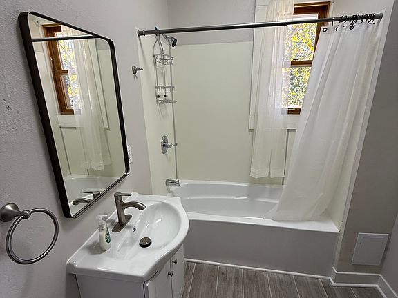 5th image of 511 Franklin Ave APT 3