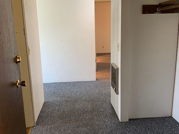 2nd image of 545 NE Kamiaken St #10738077