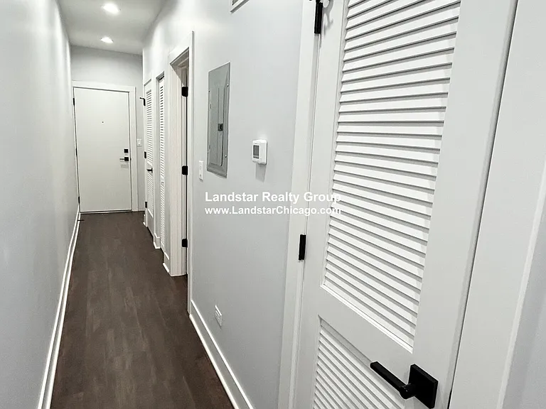 2171 W Wilson Ave — Photo 11