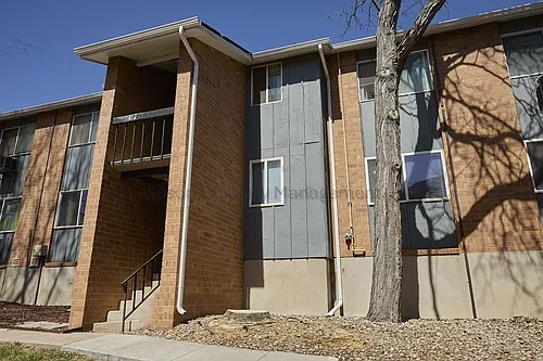 1708 Sawyer Way Photo 1