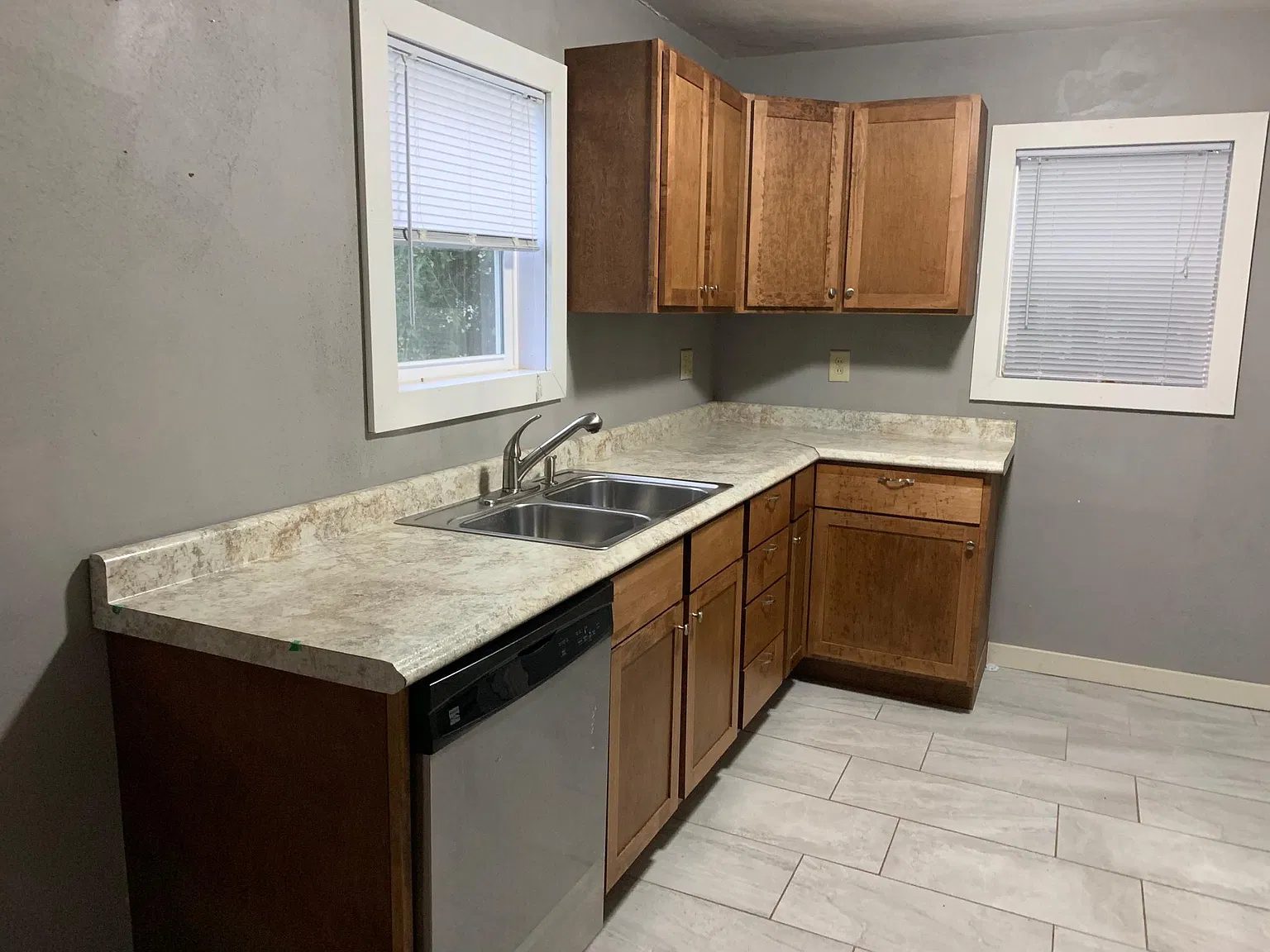 3 bed, 1344 sqft, $1,650 — Photo 2