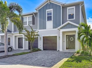 2866 Grand Kemerton Pl, Tampa, FL 33618