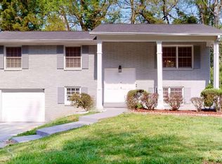 2285 Emerald Castle Dr, Decatur, GA 30035